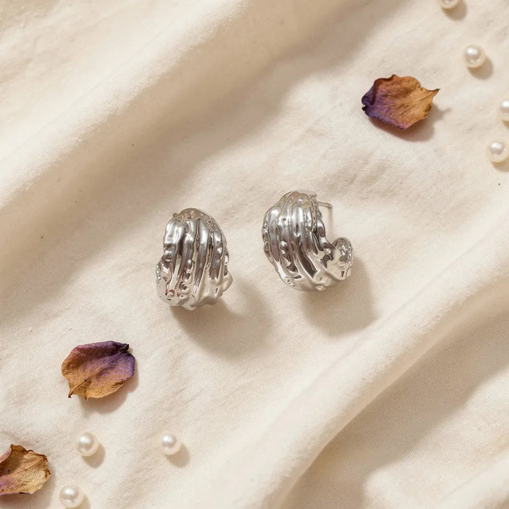 Textured Wave Semi Hoops