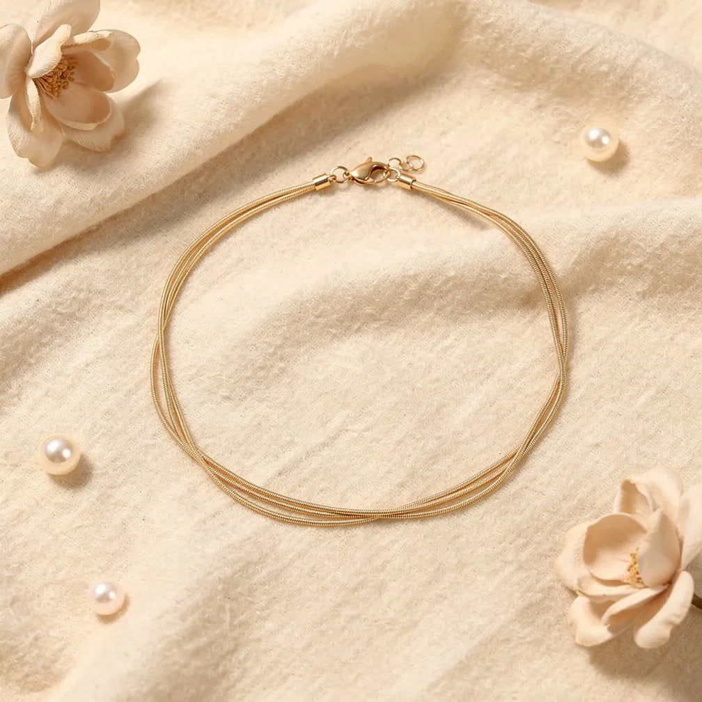 Sleek Gold Anklet