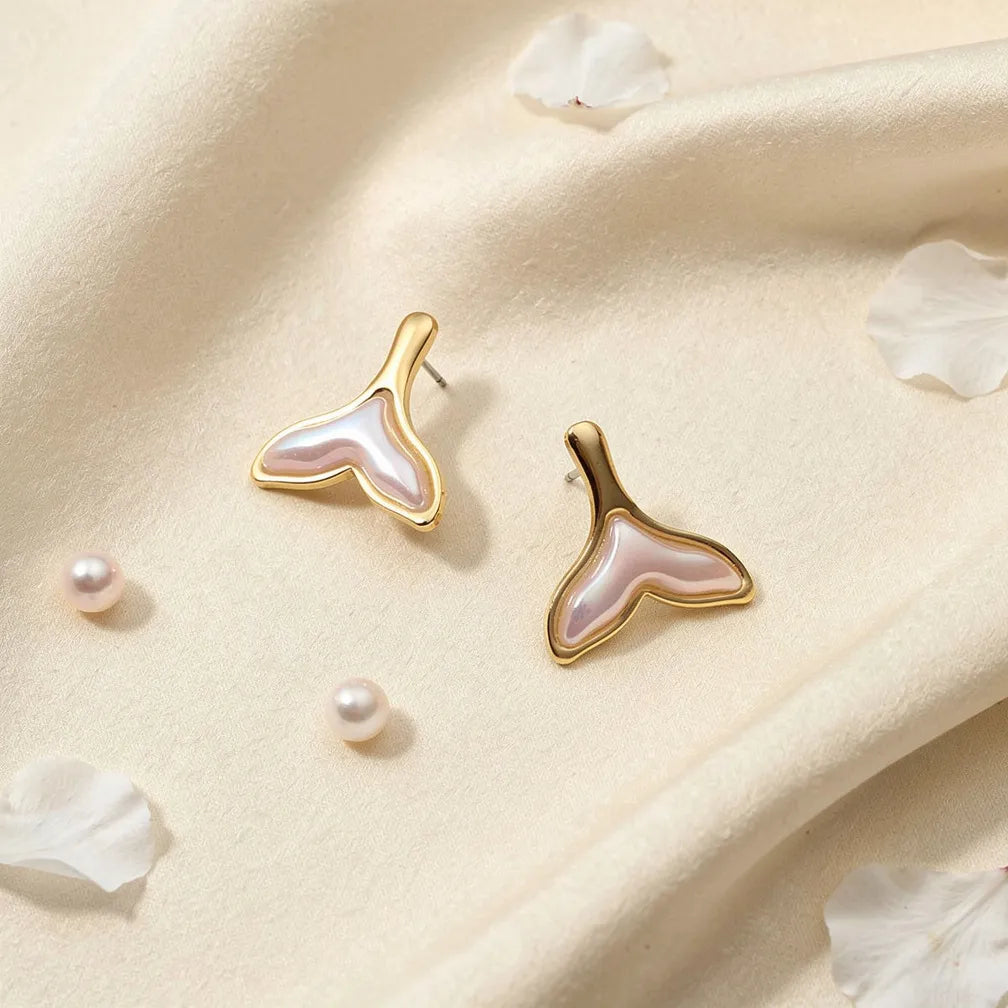 Iridescent Tail Studs