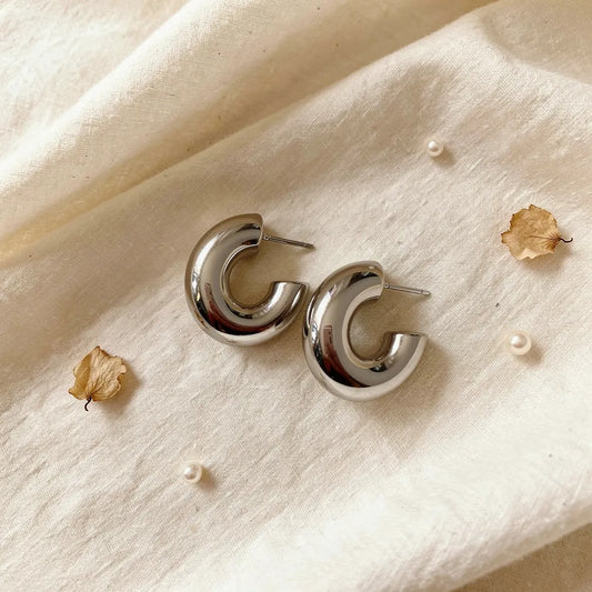 Sculpted Semi Hoops