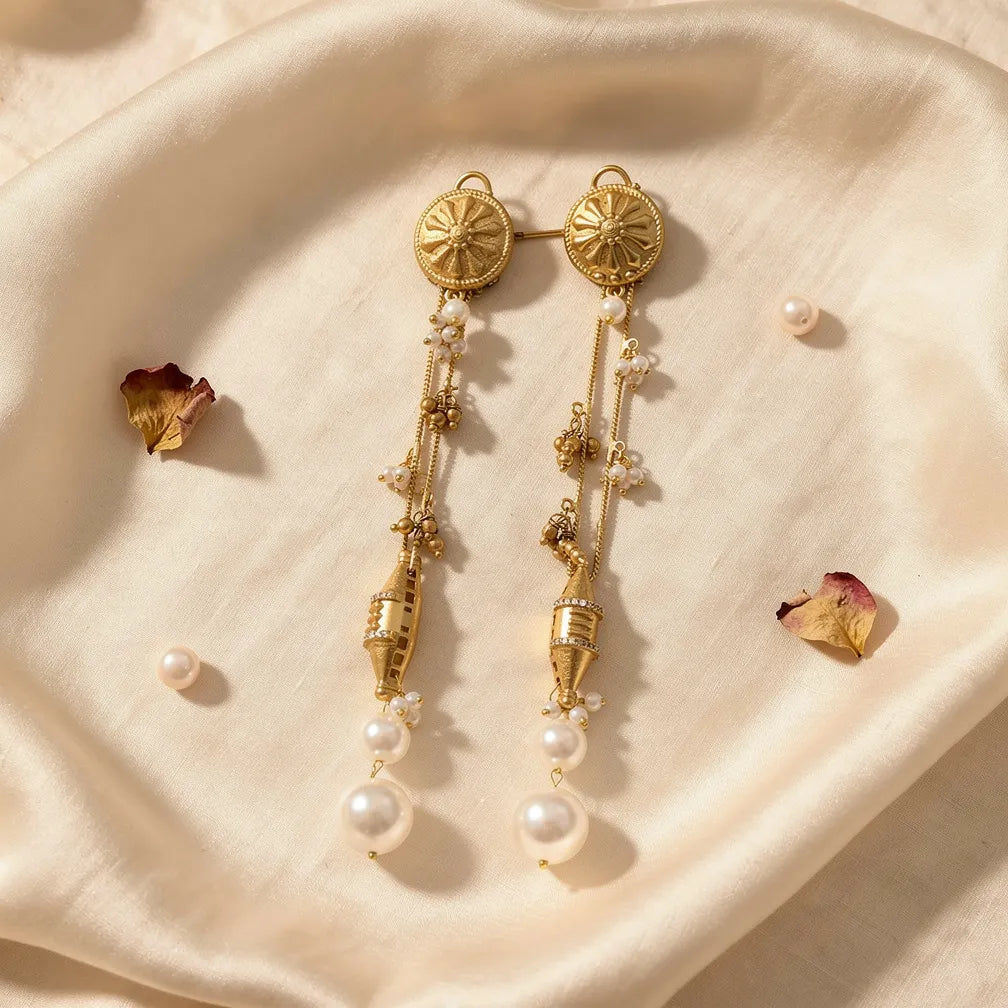 Ornate Pearl Chandbalis