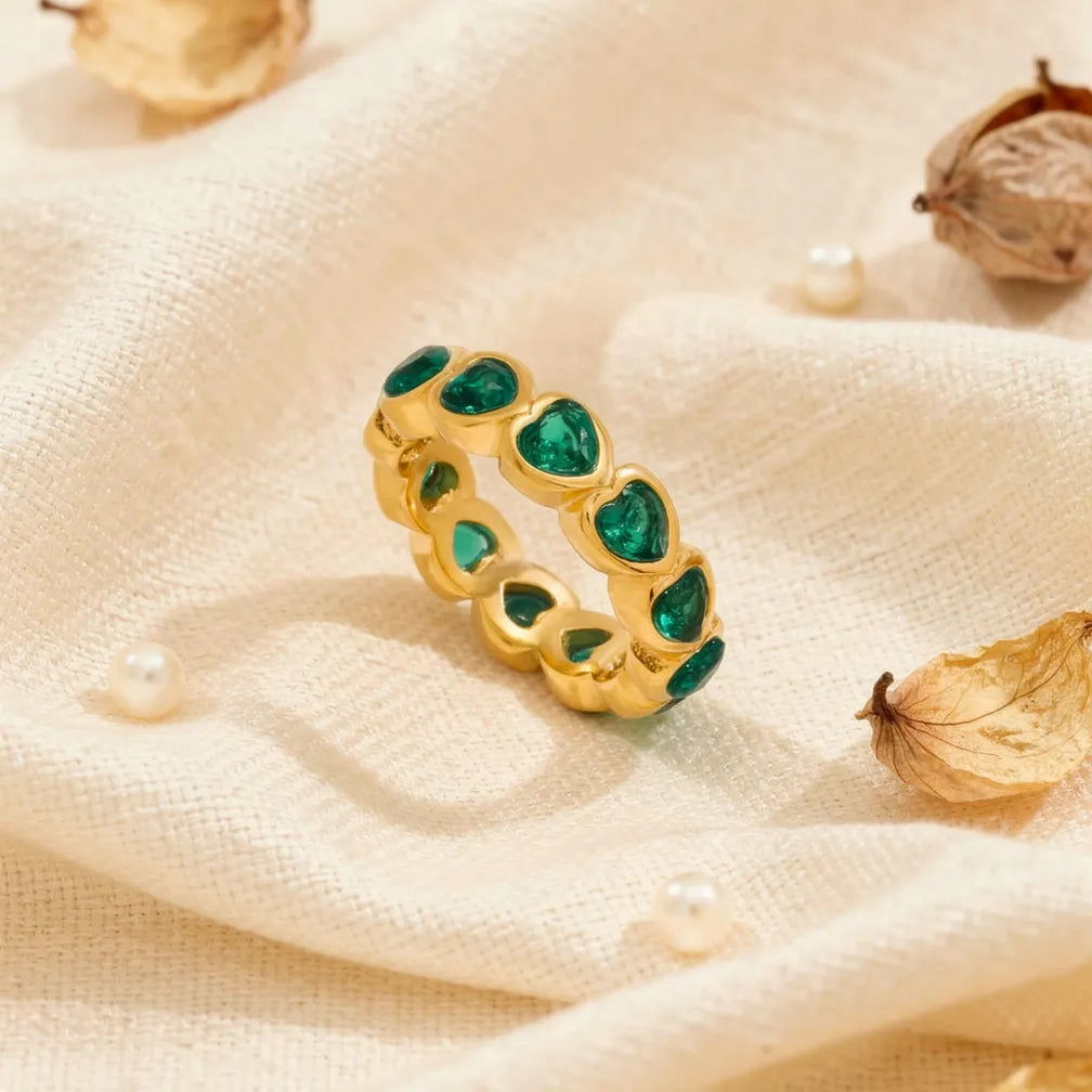 Heart Motif Gold Band Ring