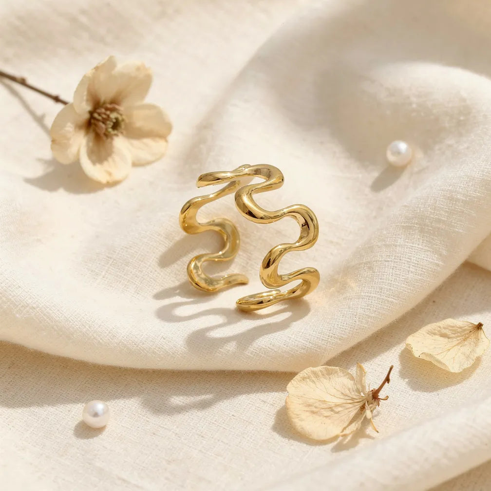Waveform Gold Ring
